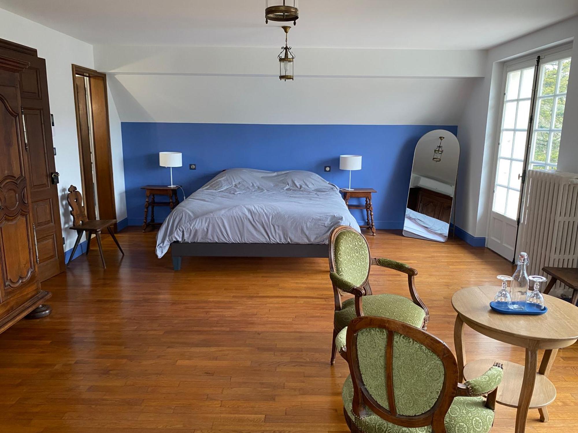 Longue Vue En Arbois Bed & Breakfast Exterior photo